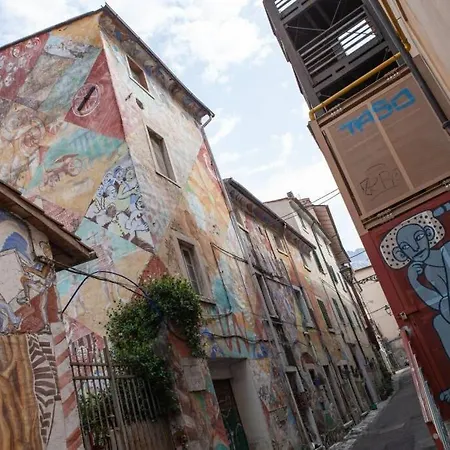 Vila Casa Degli Artisti - Acquilotto Carrara