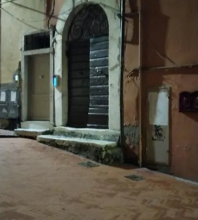 Casa Degli Artisti - Acquilotto * Carrara